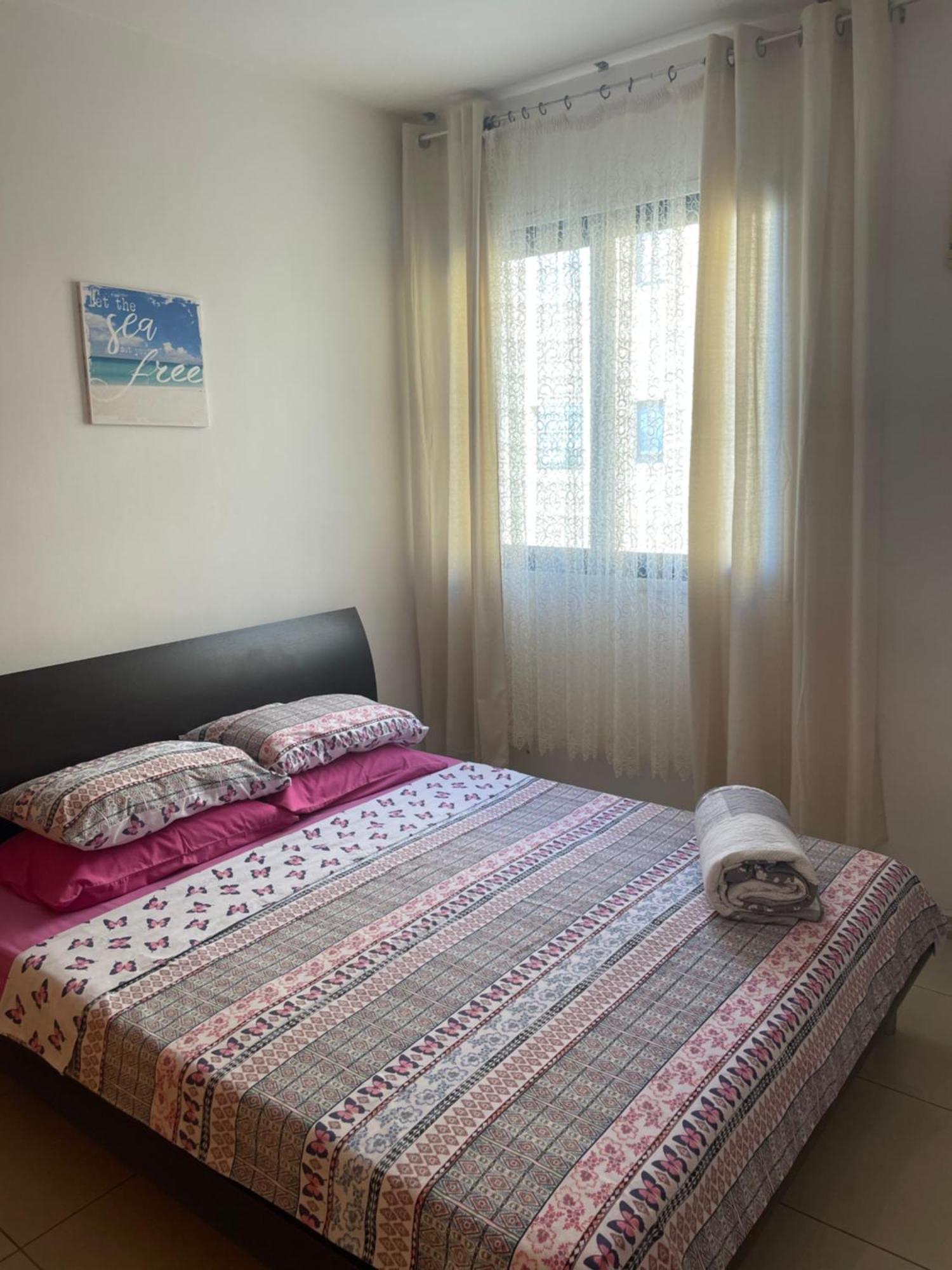 Vip Resort Apartment On Makenzie Beach Lárnaka Eksteriør bilde