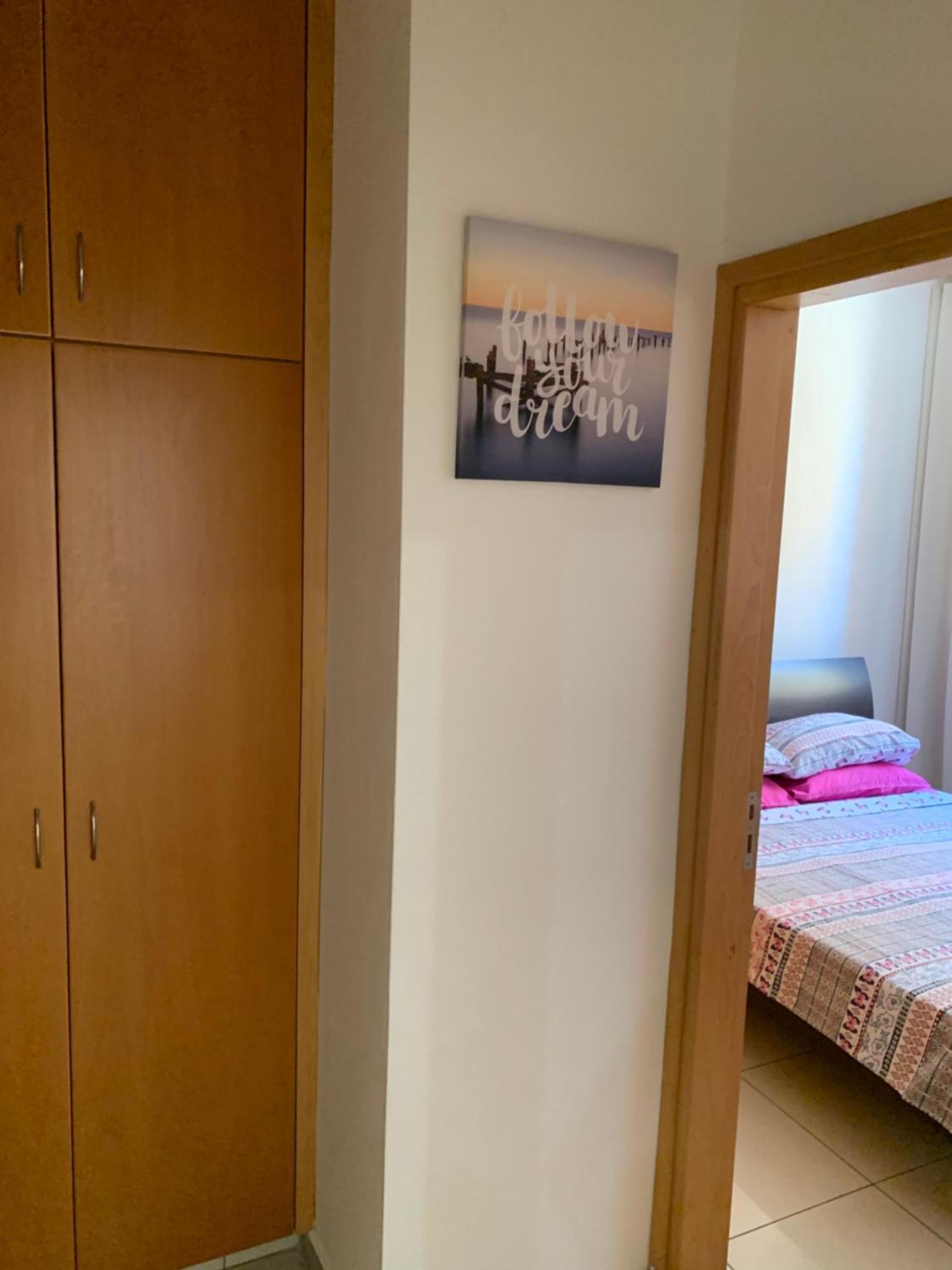 Vip Resort Apartment On Makenzie Beach Lárnaka Eksteriør bilde